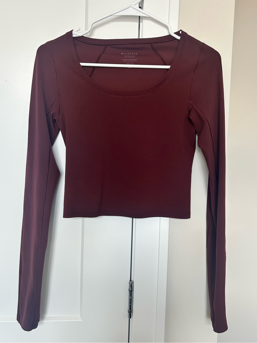 Women’s Athleta Transcend Crop Long-Sleeve Scoop Neck Top in Garnet Burgundy Red